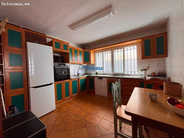 Casa en venta en Puerto de la Torre, Málaga-Costa del Sol