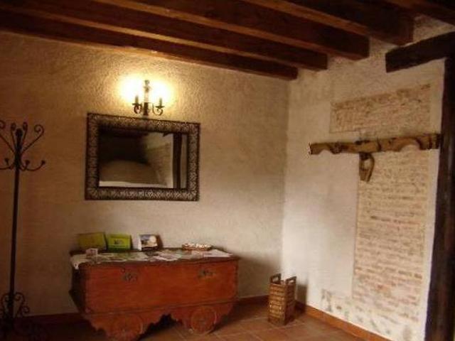 Casa en alquiler en Mozoncillo