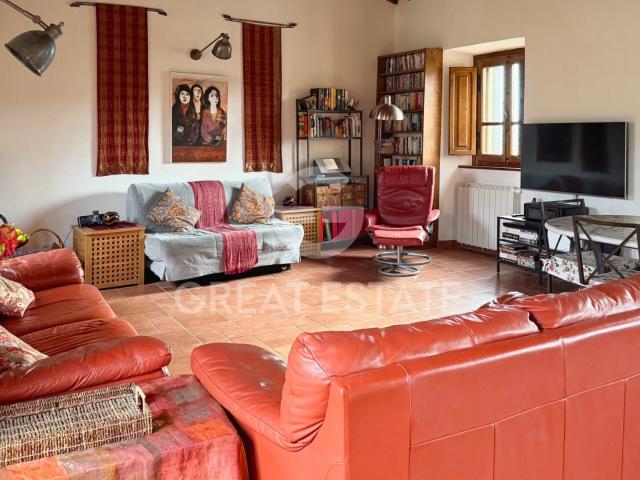 Casa in vendita a Cortona, Toscana
