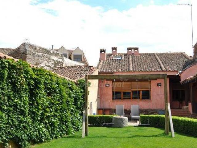 Casa en alquiler en Bernardos