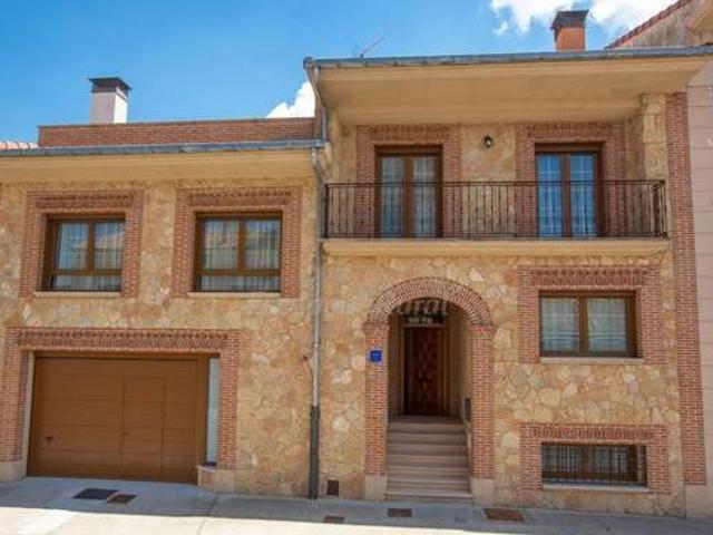 Casa en alquiler en Cuéllar, Castilla y León