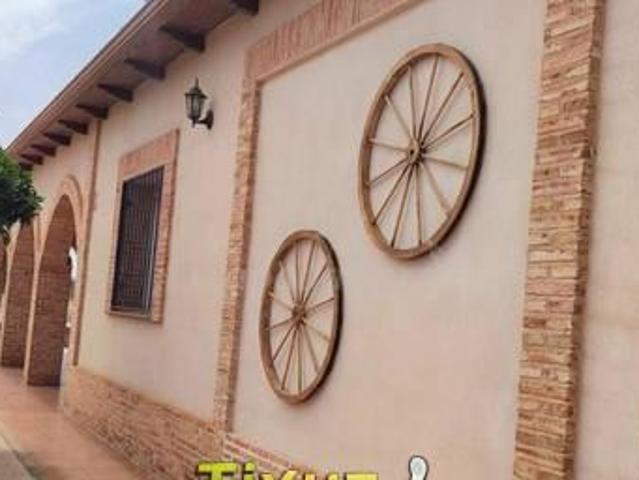 Casa en alquiler en El Robledo, Castilla-La Mancha