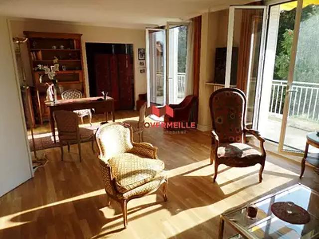 Appartement vente à Le Bourg, La Celle-Saint-Cloud