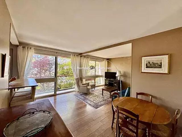 Appartement vente à Versailles, La Celle-saint-cloud