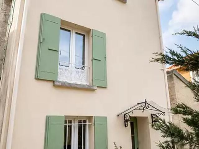 Maison location à Le Bourg, La Celle-Saint-Cloud