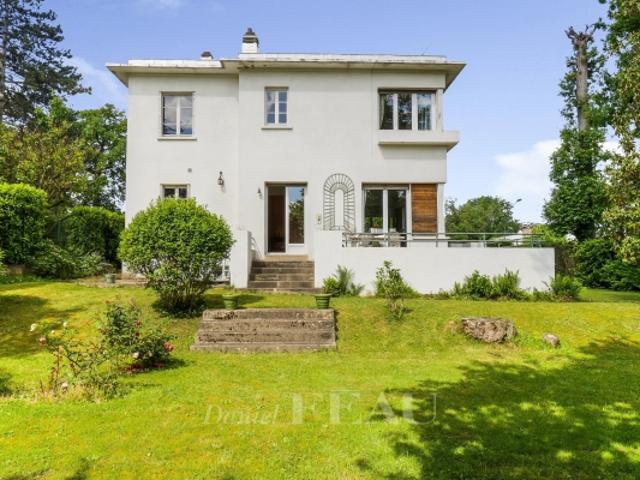 Maison vente à Versailles, La Celle-saint-cloud