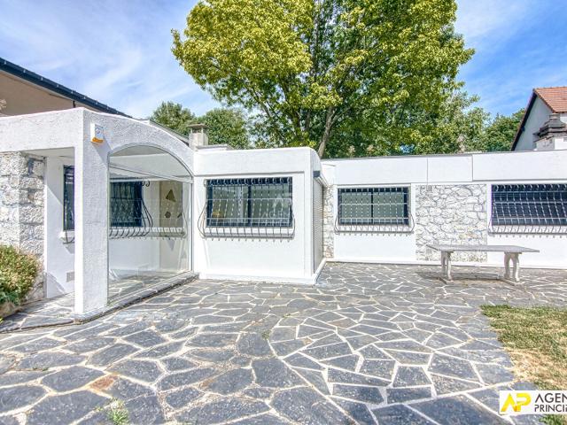 Maison location à Versailles, La Celle-saint-cloud