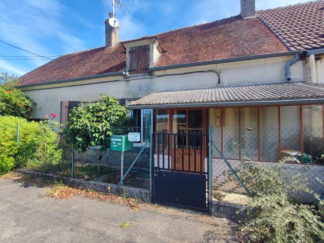 Maison vente à Cosne-Cours-sur-Loire, La Celle-sur-nièvre