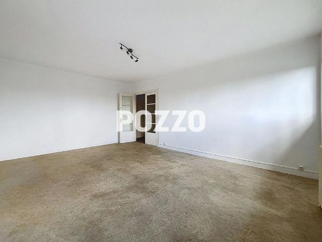 Appartement location à Avranches, La Chaise-baudouin