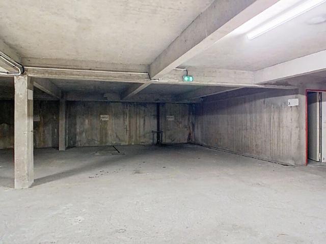 Garage vente à Nantes, La Chapelle-sur-erdre