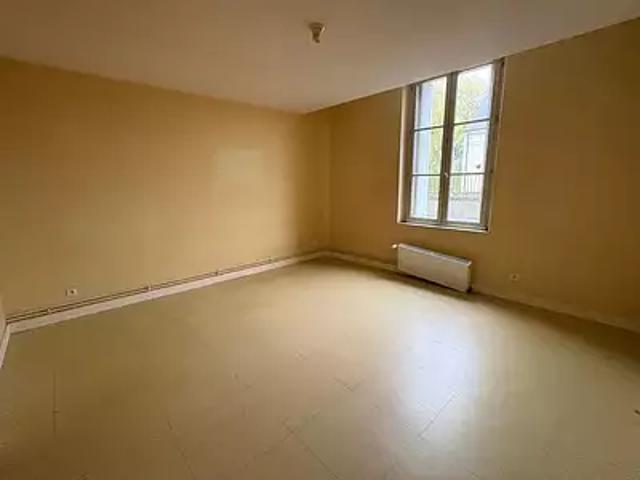 Appartement vente à Chinon, La Chapelle-sur-loire