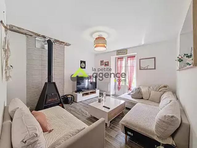 Maison vente à Guéret, La Chapelle-taillefert