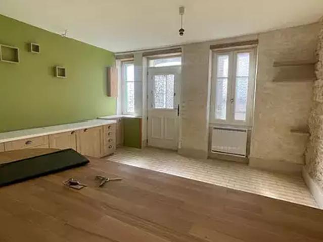 Maison vente à Cosne-Cours-sur-Loire, La Charité-sur-loire