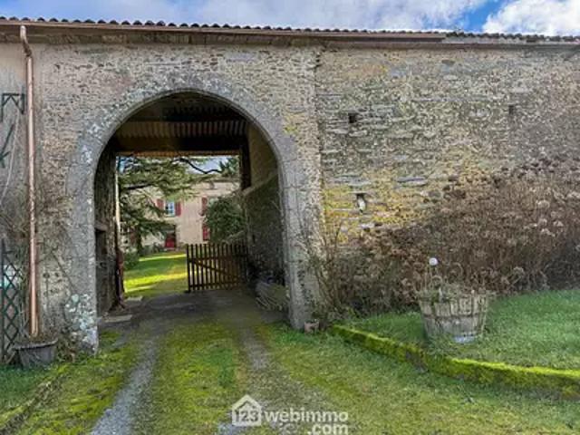 Maison vente à Fontenay-le-Comte, La Châtaigneraie