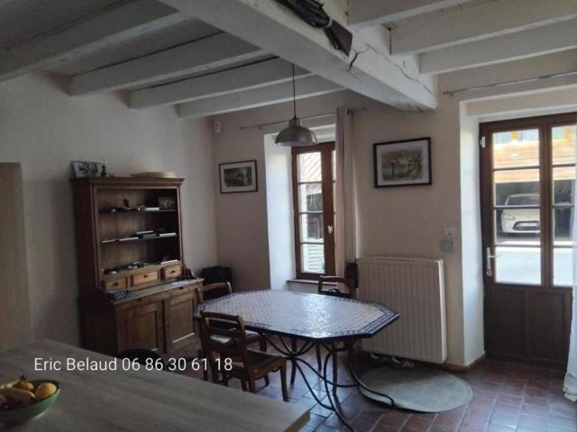 Maison vente à Fontenay-le-Comte, La Châtaigneraie