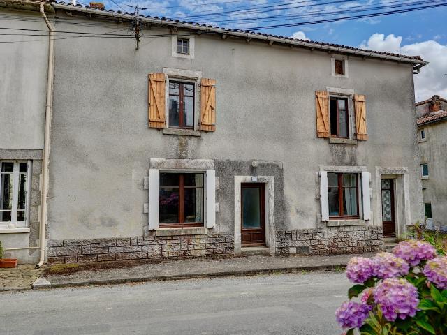 Maison vente à Fontenay-le-Comte, La Châtaigneraie