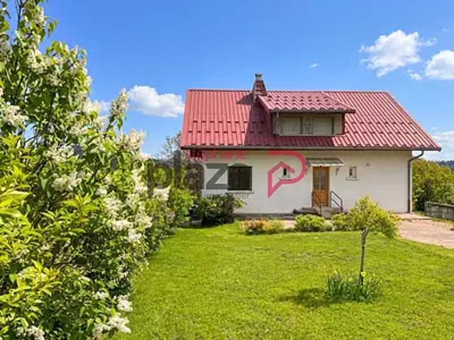 Maison vente à Saint-Claude, La Chaux-du-dombief