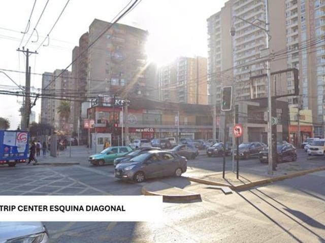 La Cisterna, Gran avenida jm carrera esquina av. Lo ovalle