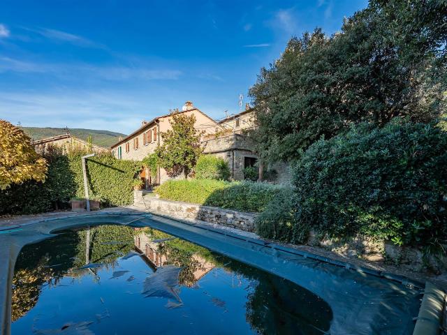 Casa in vendita a Cortona, Toscana