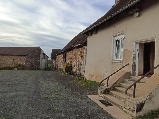 Maison vente à Nontron, La Coquille