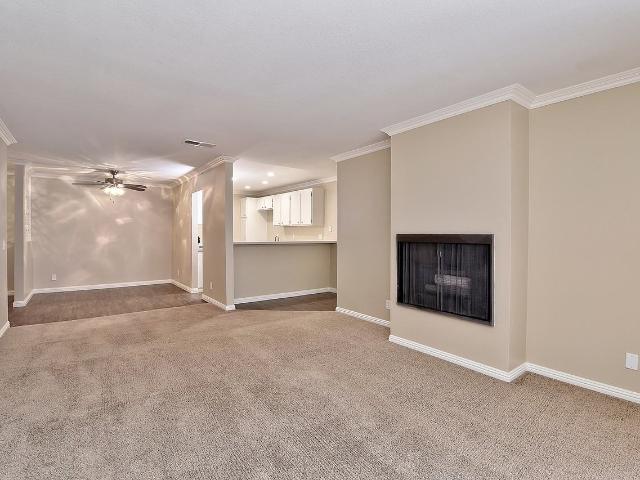 Apartment for rent in Fullerton, California