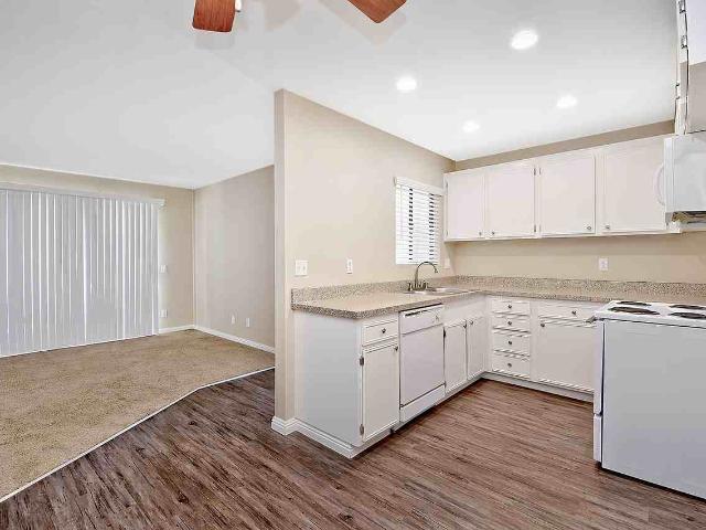 Apartment for rent in Fullerton, California