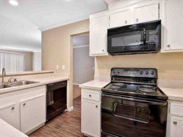 Apartment for rent in Fullerton, California
