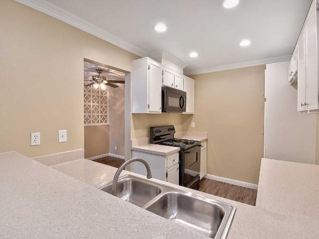 Apartment for rent in Fullerton