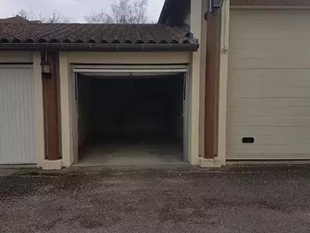 Garage vente à Vienne, La Côte-saint-andré