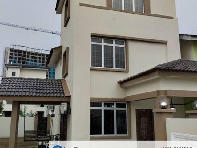House for sale in Tanjong Sepat, Selangor