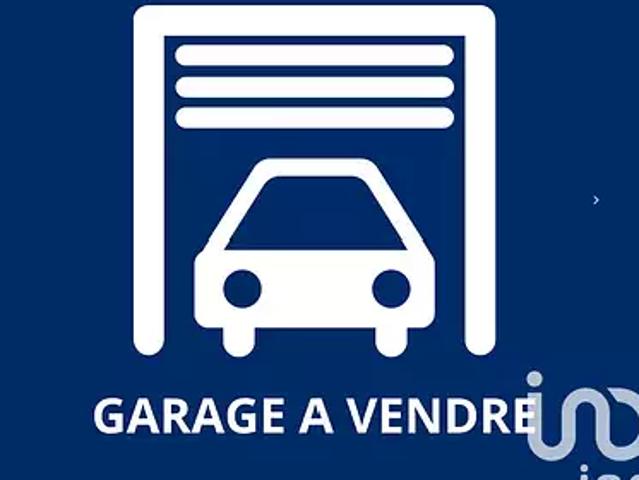 Garage vente à La Courneuve, La Tour Braque - Orme Seul