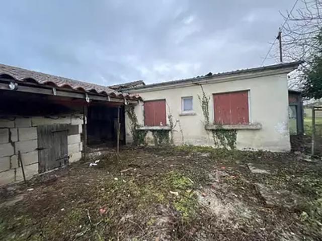 Maison vente à Angoulême, La Couronne