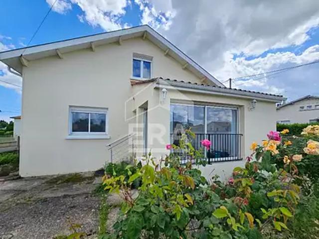 Maison vente à Angoulême, La Couronne