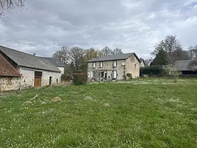 Maison vente à Aubusson, La Courtine