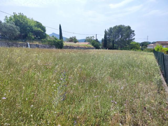 Terrain vente à Arrondissement de Toulon, La Crau