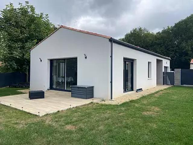 Maison vente à Niort, La Crèche