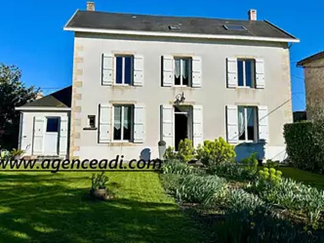 Maison vente à Niort, La Crèche