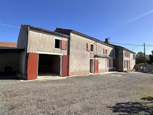 Maison vente à Saint-Jean-d'Angély, La Croix-comtesse