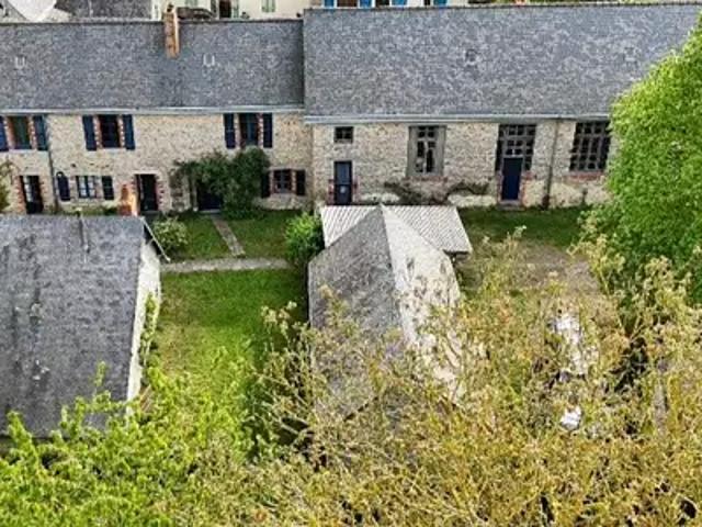 Maison vente à Château-Gontier, La Cropte