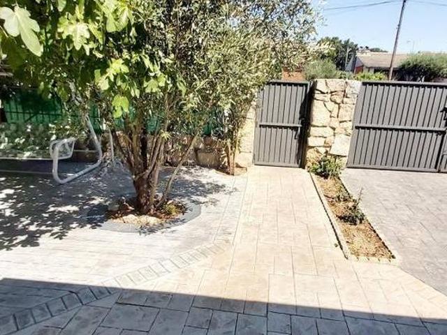 Casa en alquiler en Valdenuño Fernández