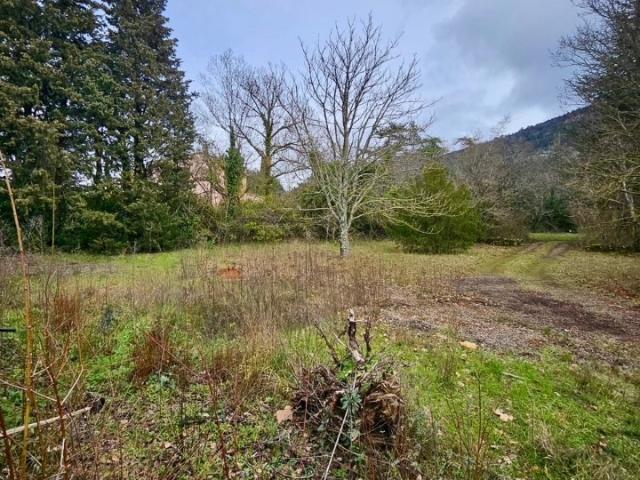 Terrain vente à France métropolitaine, La Destrousse