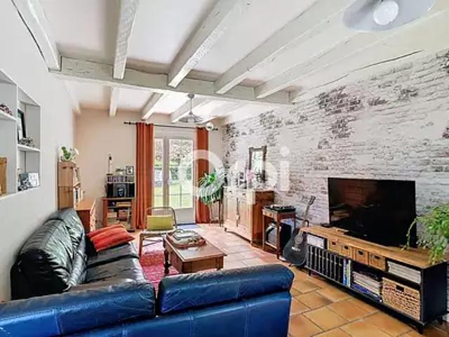 Maison vente à France métropolitaine, La Douze