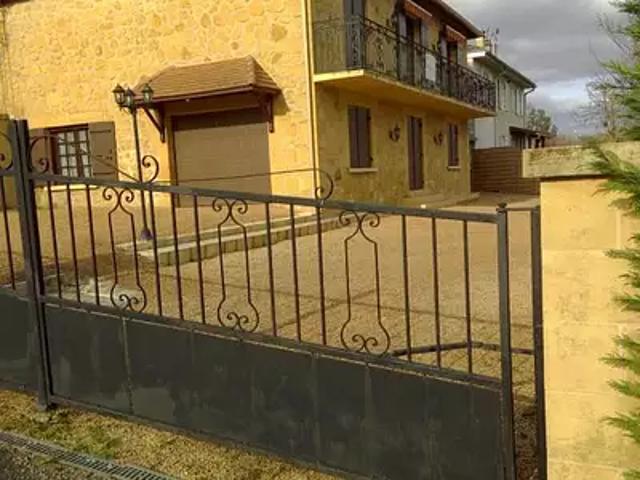 Maison vente à Périgueux, La Douze