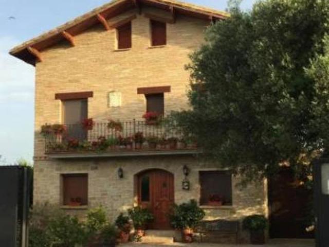 Casa en alquiler en Somontano de Barbastro, Aragón