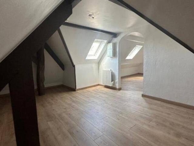 Studio location à La Ferté-Alais, Essonne