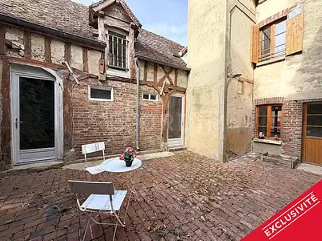 Maison vente à La Ferté Loupière, La Ferté-Loupière