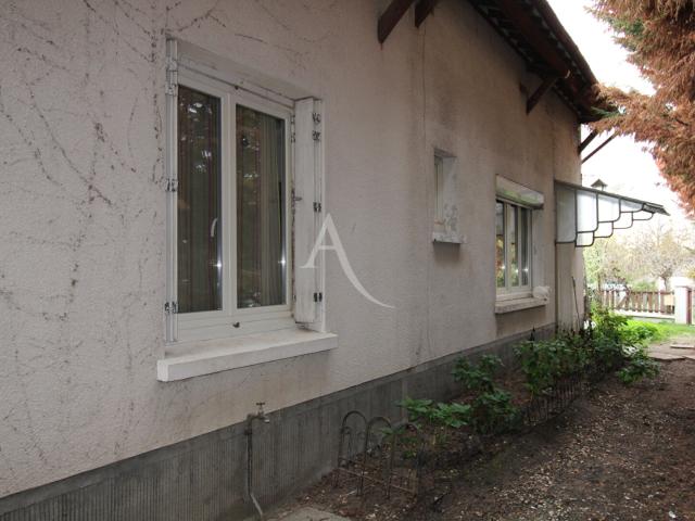Maison vente à La Ferté-Saint-Cyr, Loir-et-Cher