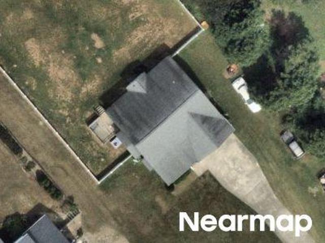 House for sale in Elm City