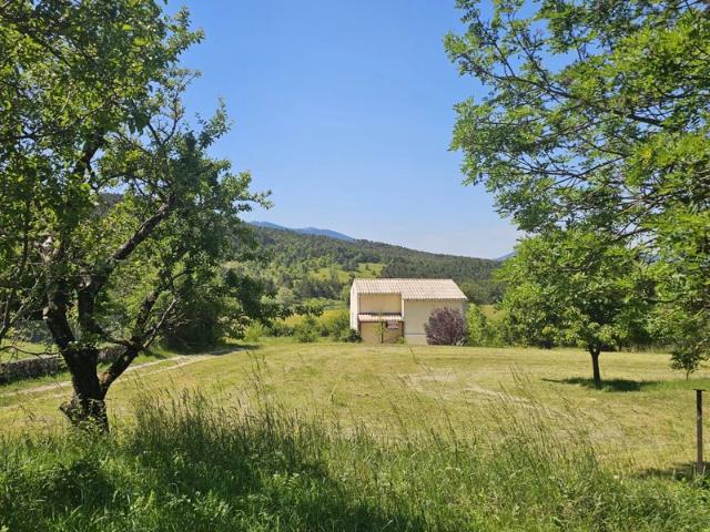 Maison vente à Castellane, Peyroules
