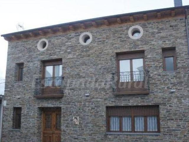 Casa en alquiler en Bernardos